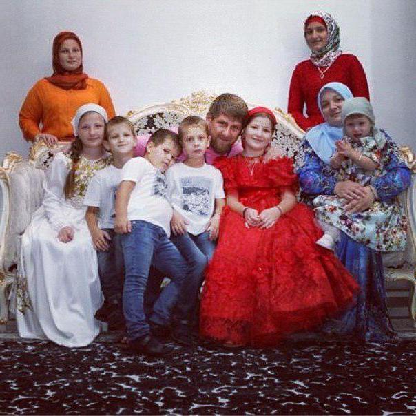 Дети Рамзана Кадырова – фото, сколько, семья