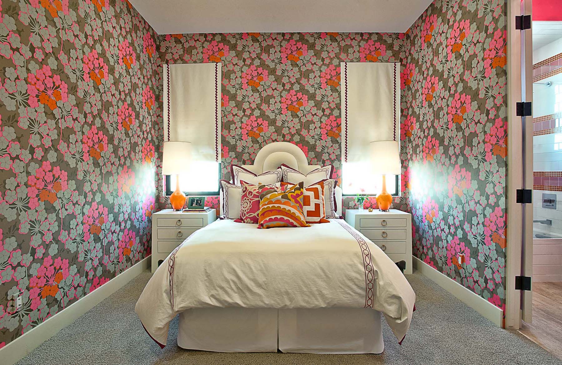 Дизайн интерьера спальни апартаментов Cat Mountain Residence в Техасе