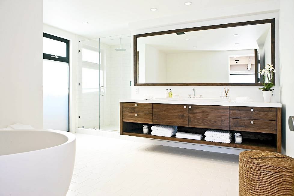 Дизайн интерьера ванной комнаты особняка Celebrity Charm в Малибу
