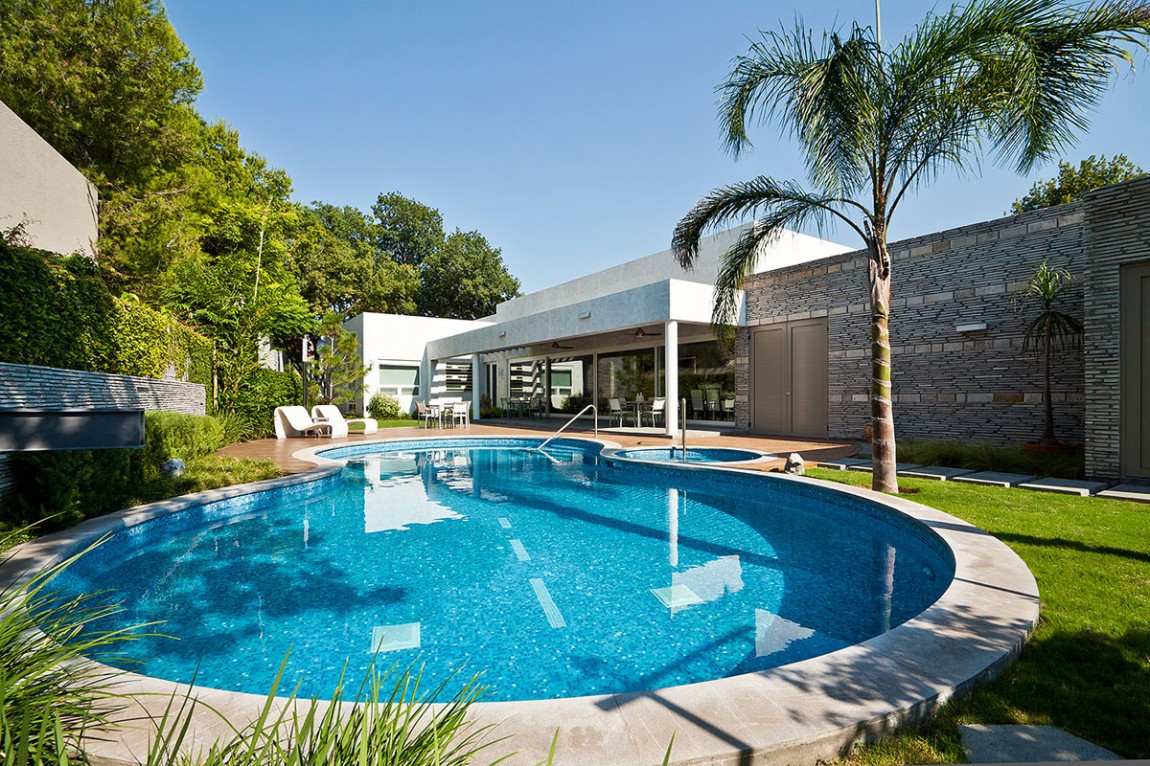 Самые красивые дома с бассейном - Фото 37