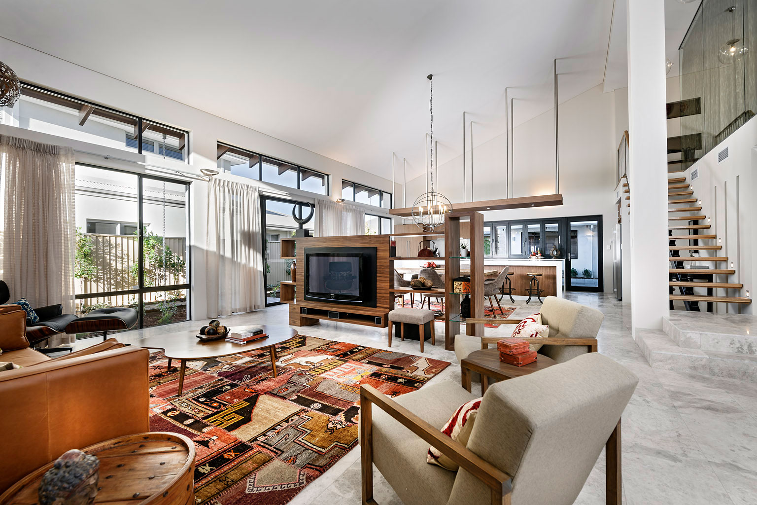Дизайн интерьера гостиной дома The Bletchley Loft