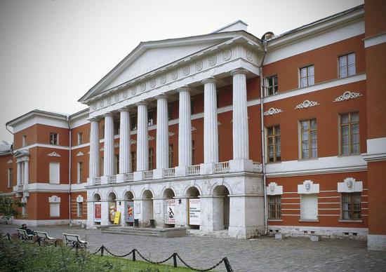 черты классицизма в архитектуре