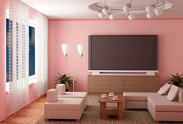 Необычные кружевные шторы в гостиной с розовыми обоями