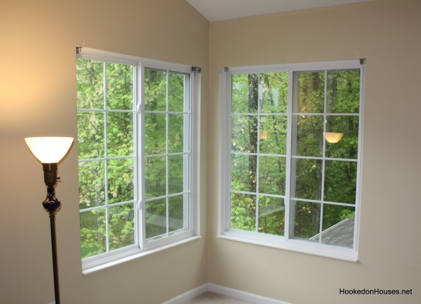 corner-windows-before-trim-611x441