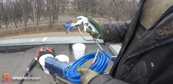 Шланг нужно растянуть на всю длину