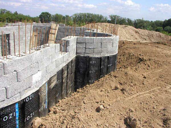 Фундамент под дом с цокольным этажом из шлакоблока Фундамент под дом с цокольным этажом из шлакоблока
