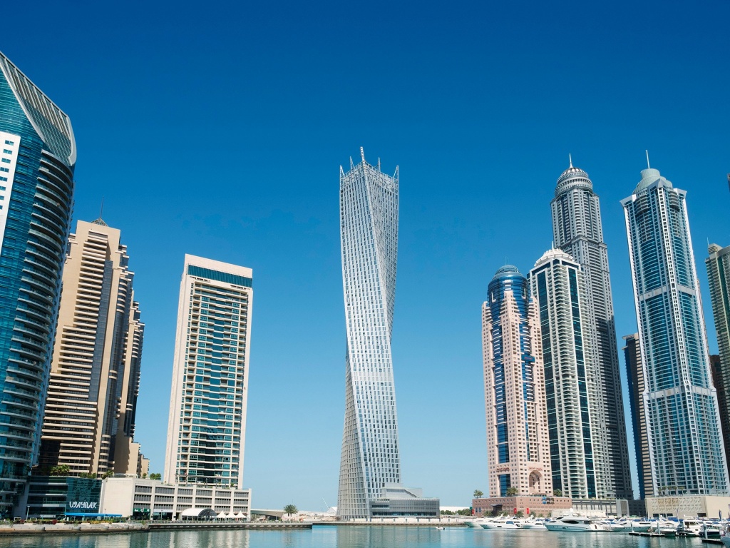 The Cayan Tower - Дубай, Объединенные Арабские Эмираты — pr-flat.ru Самые необычные жилые комплексы и дома в мире — pr-flat.ru