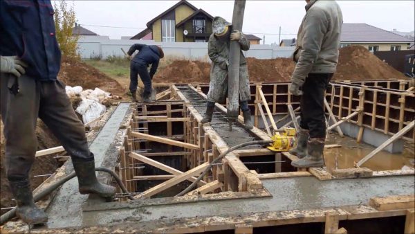 Фундамент для дома с цокольным этажом Фундамент для дома с подвалом