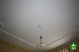 Покраска потолка на кухне: виды красок и способы покраски Покраска потолка на кухне