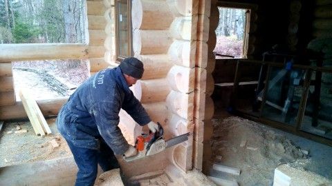 Прорезка проема в деревянном доме Прорезка проема в деревянном доме