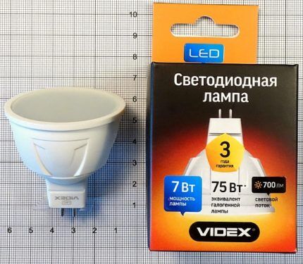 Лампа при работе практически не греется Штырьковый цоколь