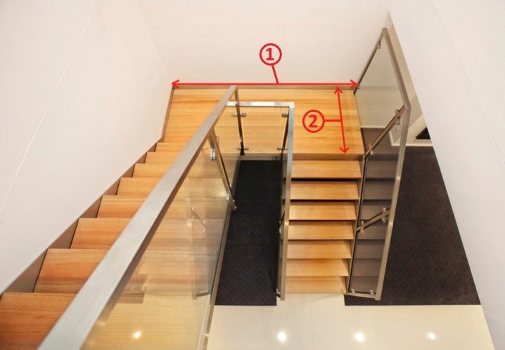 Особенности двухмаршевых лестниц: требования к установке