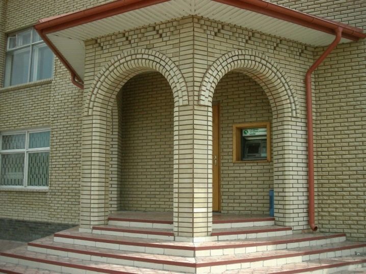 Арки из кирпича: виды, расчет материала и кладка