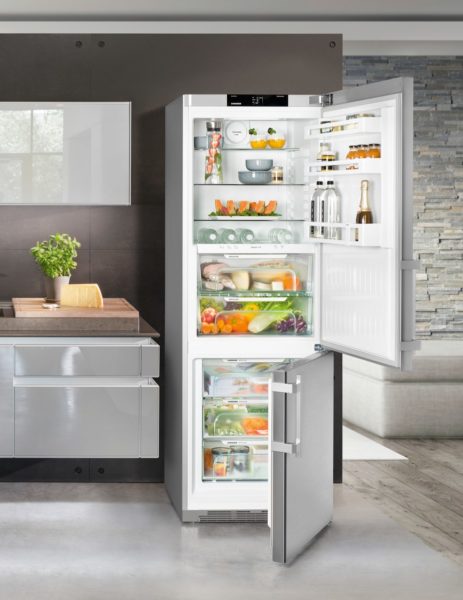 Максимально допустимый наклон холодильника – не более 15 градусов.