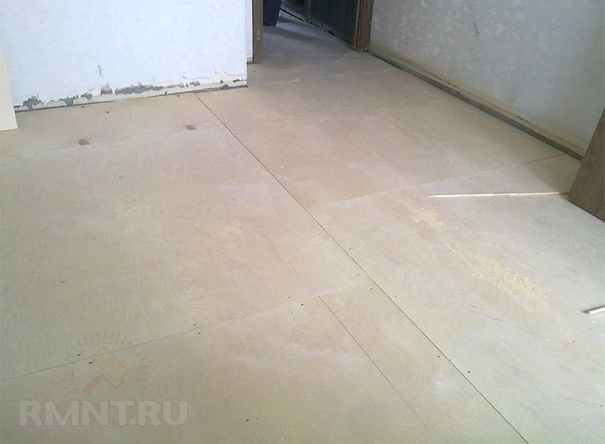 Выравнивание пола фанерой под линолеум