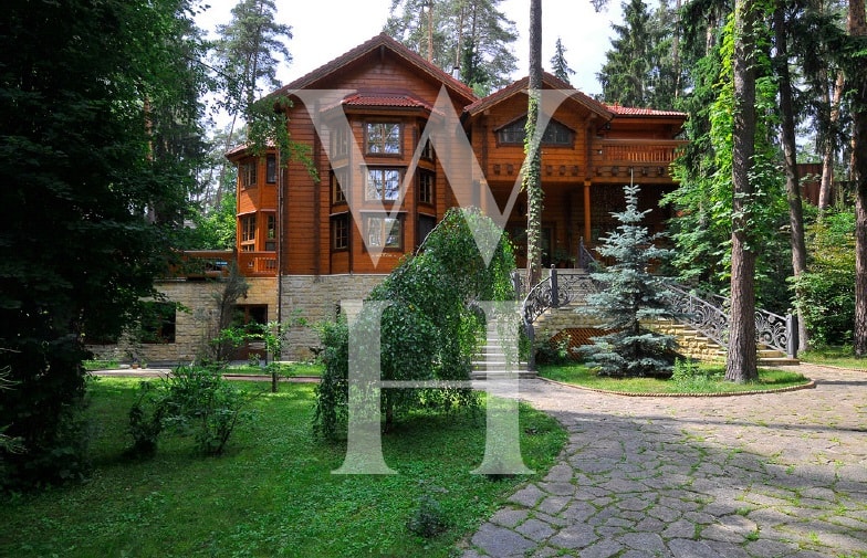 Самые дорогие и роскошные деревянные дома. Фото самых дорогих домов из дерева.